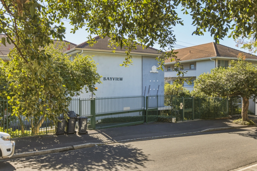 2 Bedroom Property for Sale in Oranjezicht Western Cape
